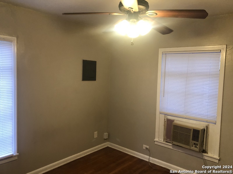 215 Edna Avenue San Antonio TX 78220