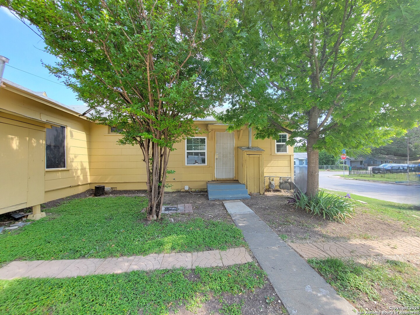 2227 Olmos San Antonio TX 78201