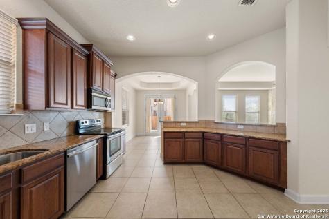 11230 Begonia Rock San Antonio TX 78245
