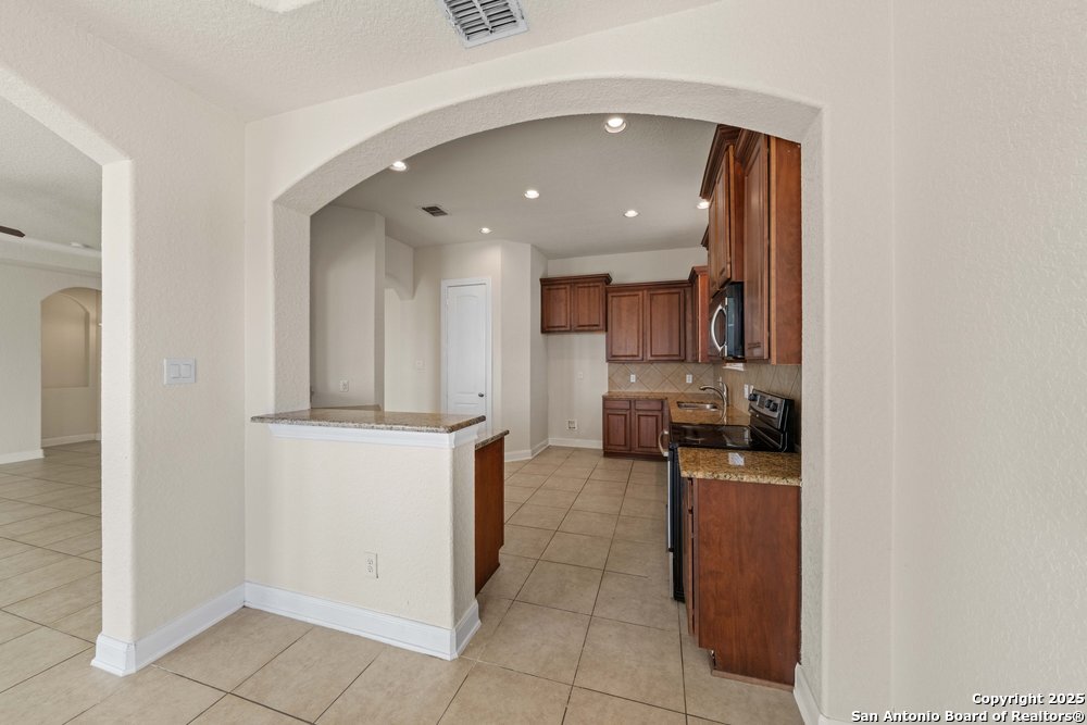11230 Begonia Rock San Antonio TX 78245