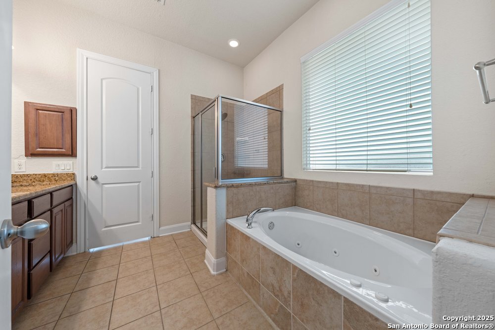 11230 Begonia Rock San Antonio TX 78245