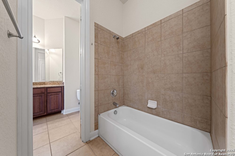 11230 Begonia Rock San Antonio TX 78245