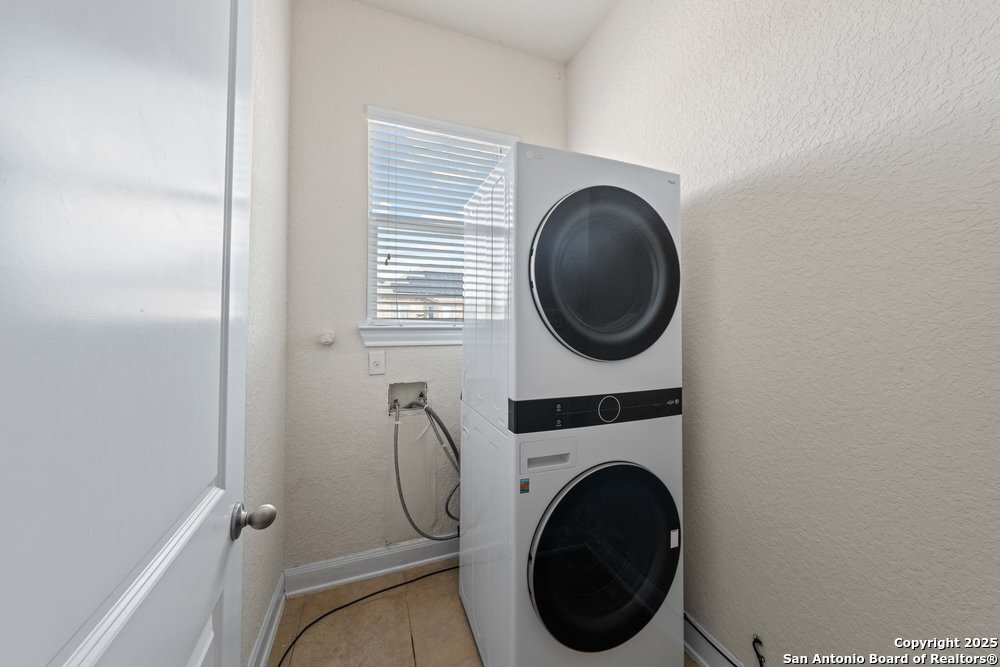 11230 Begonia Rock San Antonio TX 78245