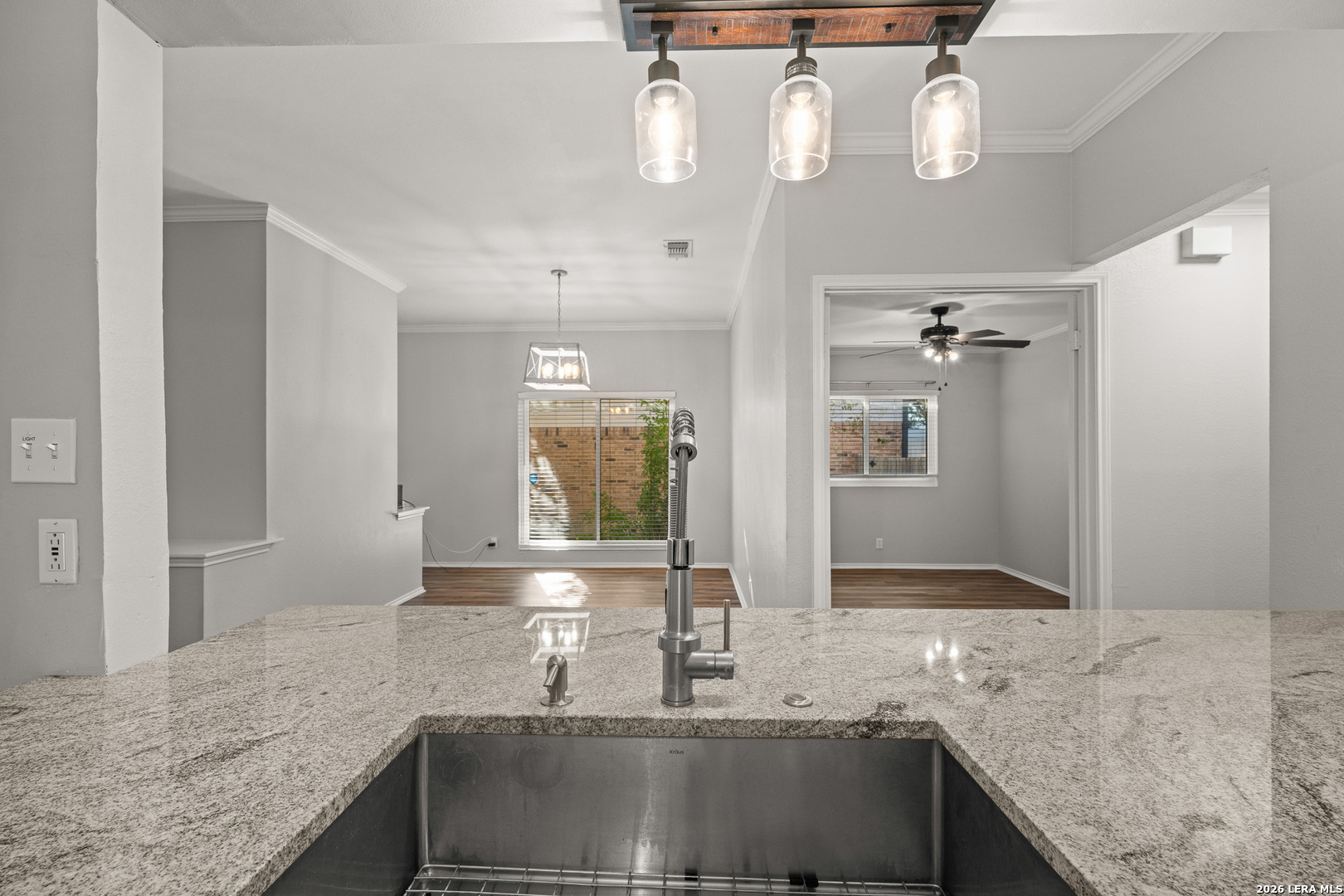 330 Burkwood Cibolo TX 78108