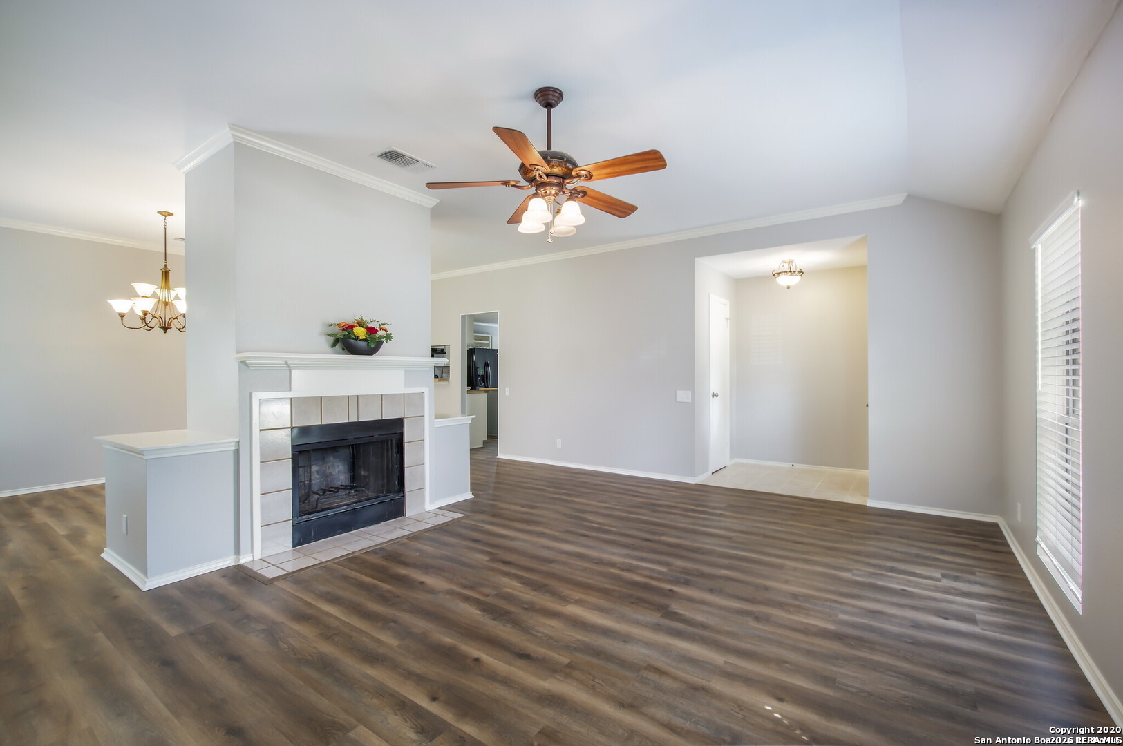 330 Burkwood Cibolo TX 78108