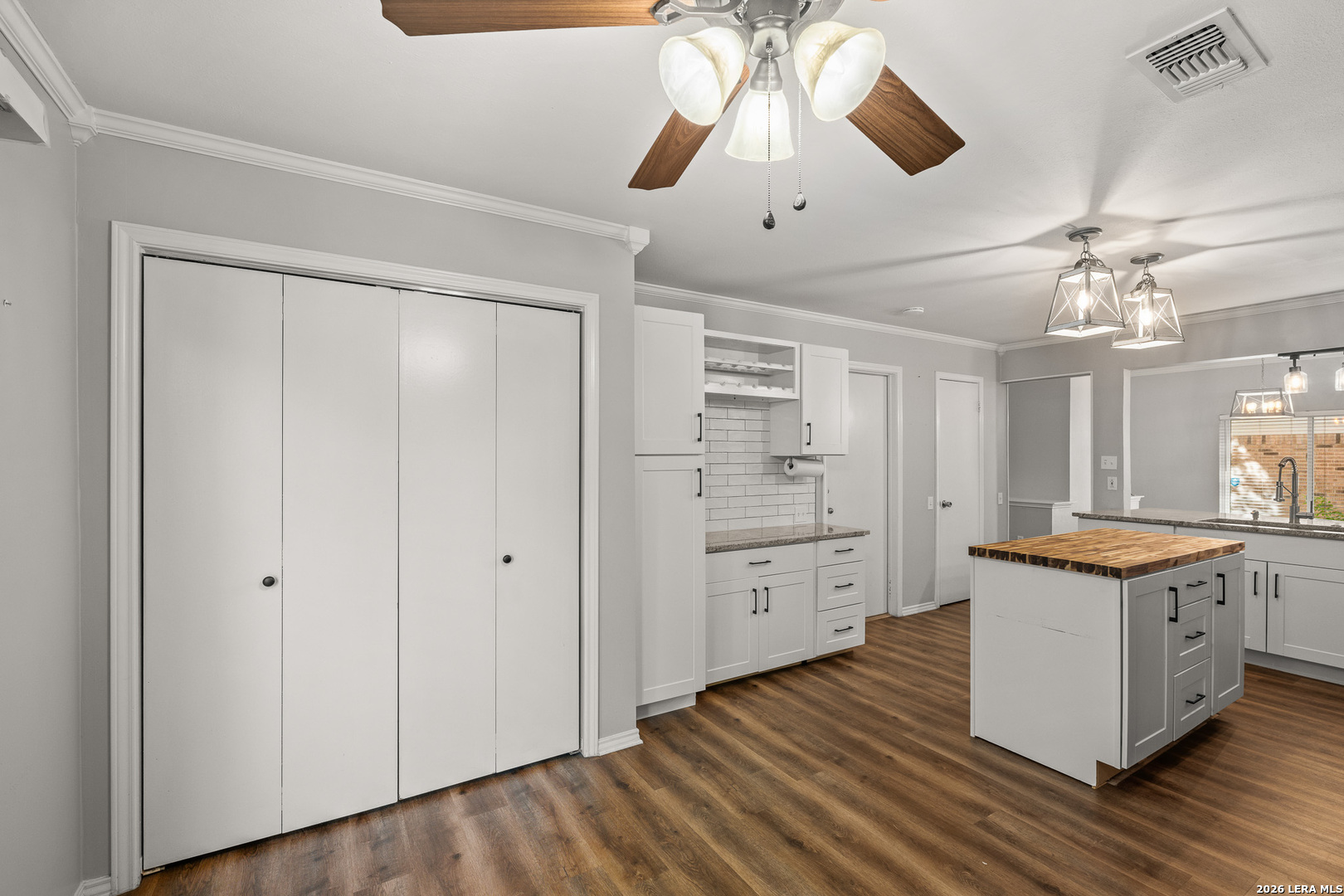 330 Burkwood Cibolo TX 78108