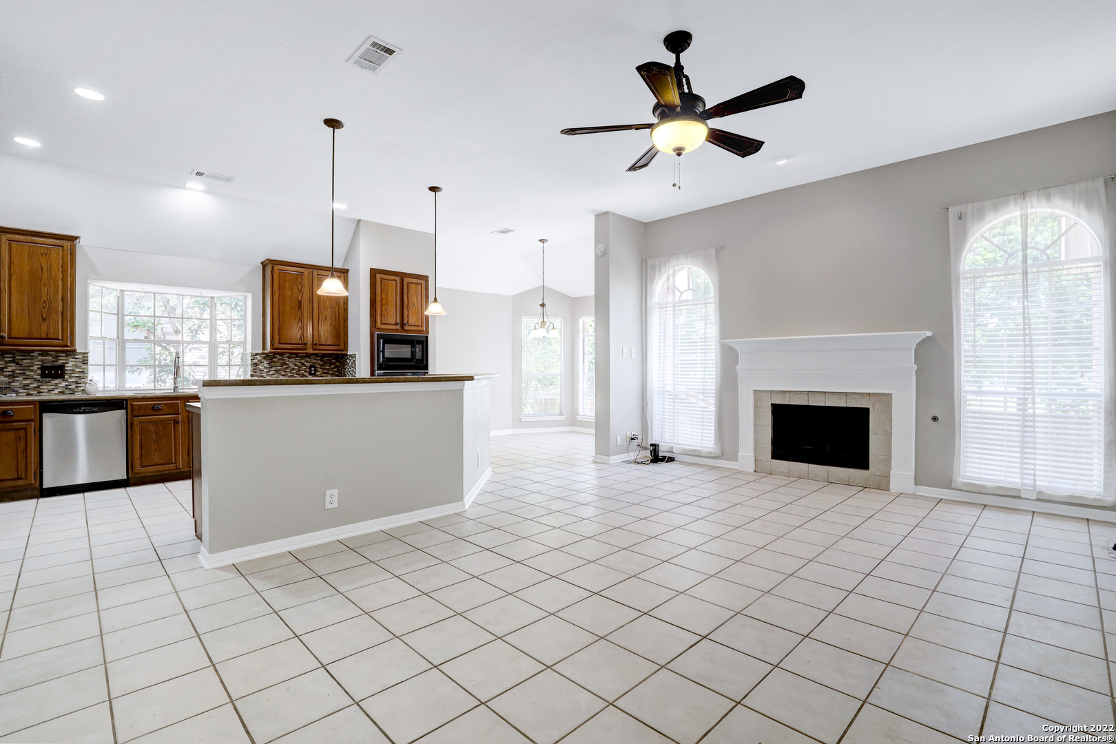 8422 Blackcastle Drive San Antonio TX 78254