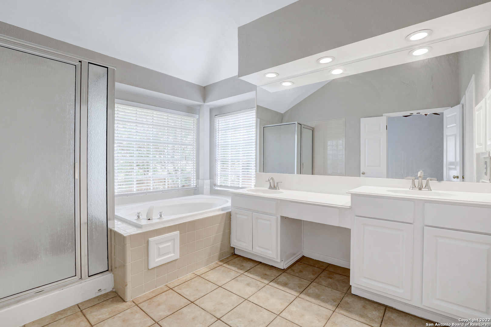 8422 Blackcastle Drive San Antonio TX 78254