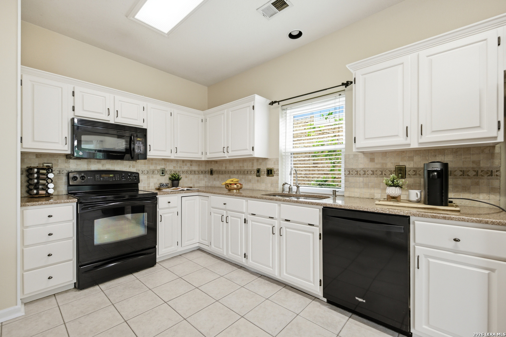 18143 Summer Knoll Drive San Antonio TX 78258