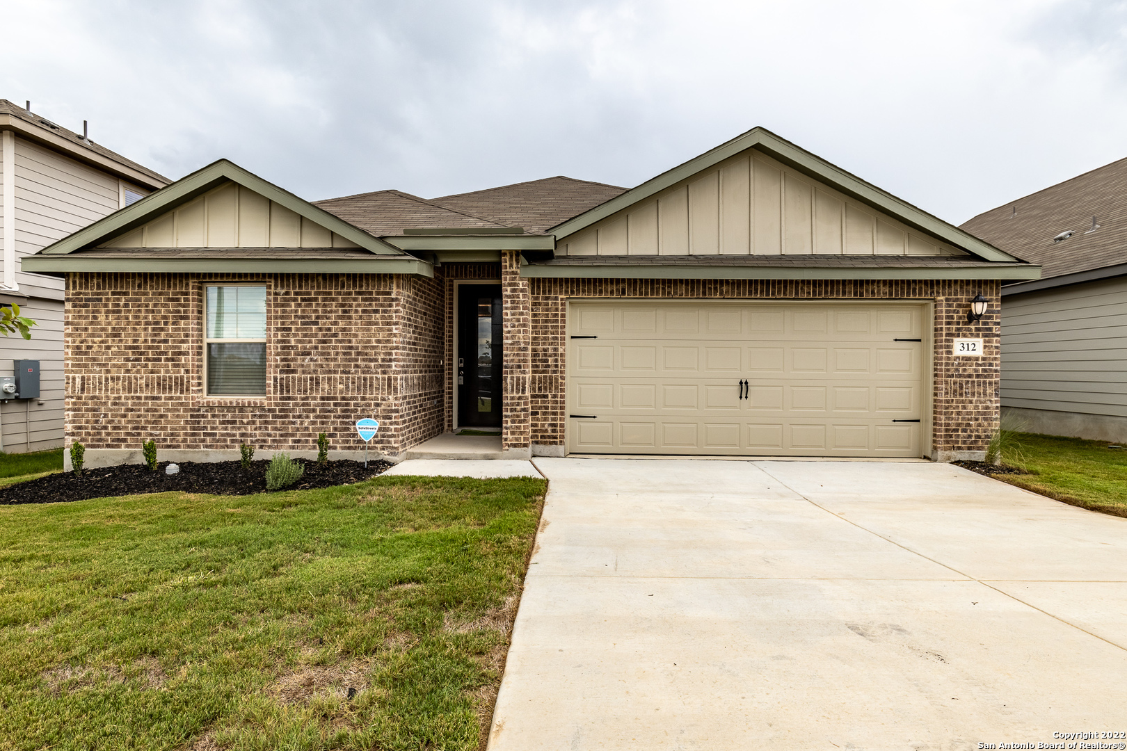 312 Shelton Pass Schertz TX 78108