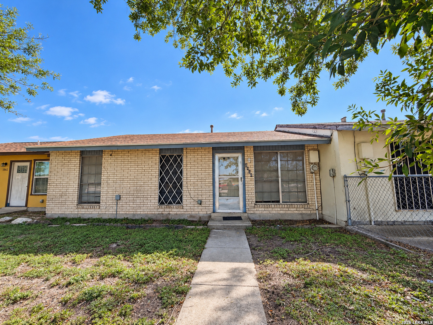 5858 Midcrown Drive San Antonio TX 78218