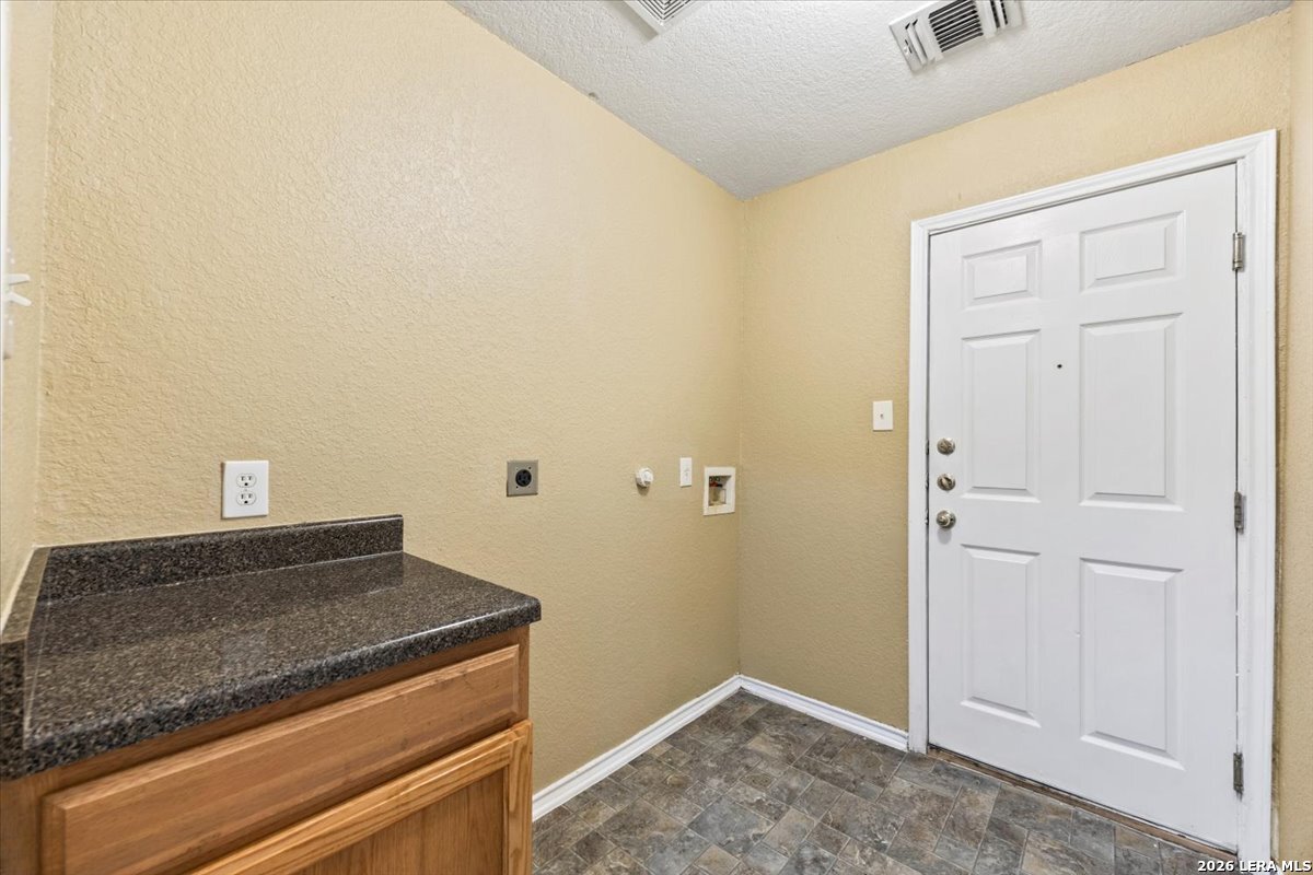 5519 Tomas Circle San Antonio TX 78240