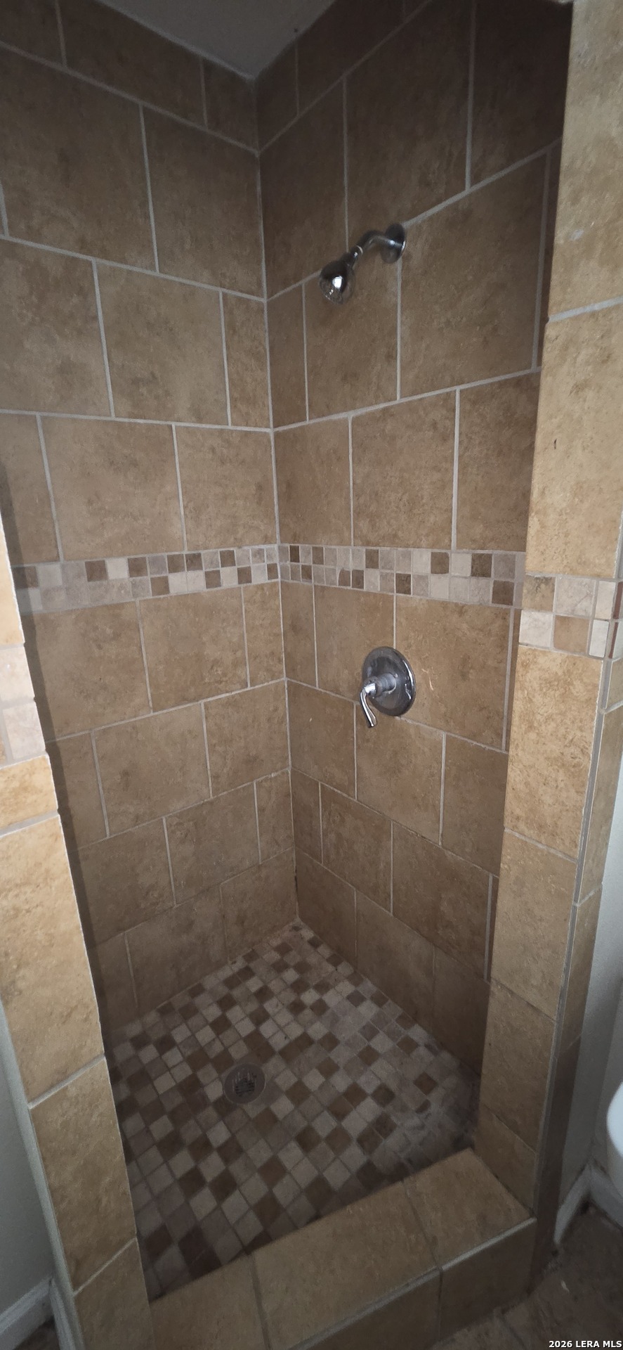 519 E Bonner San Antonio TX 78214