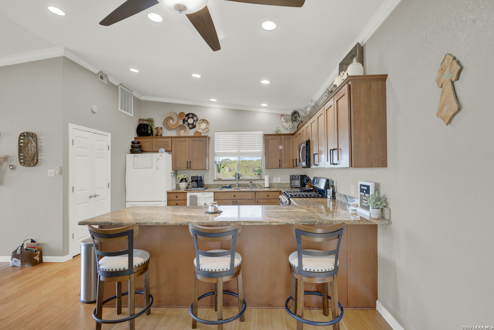 518 Park Bandera TX 78003