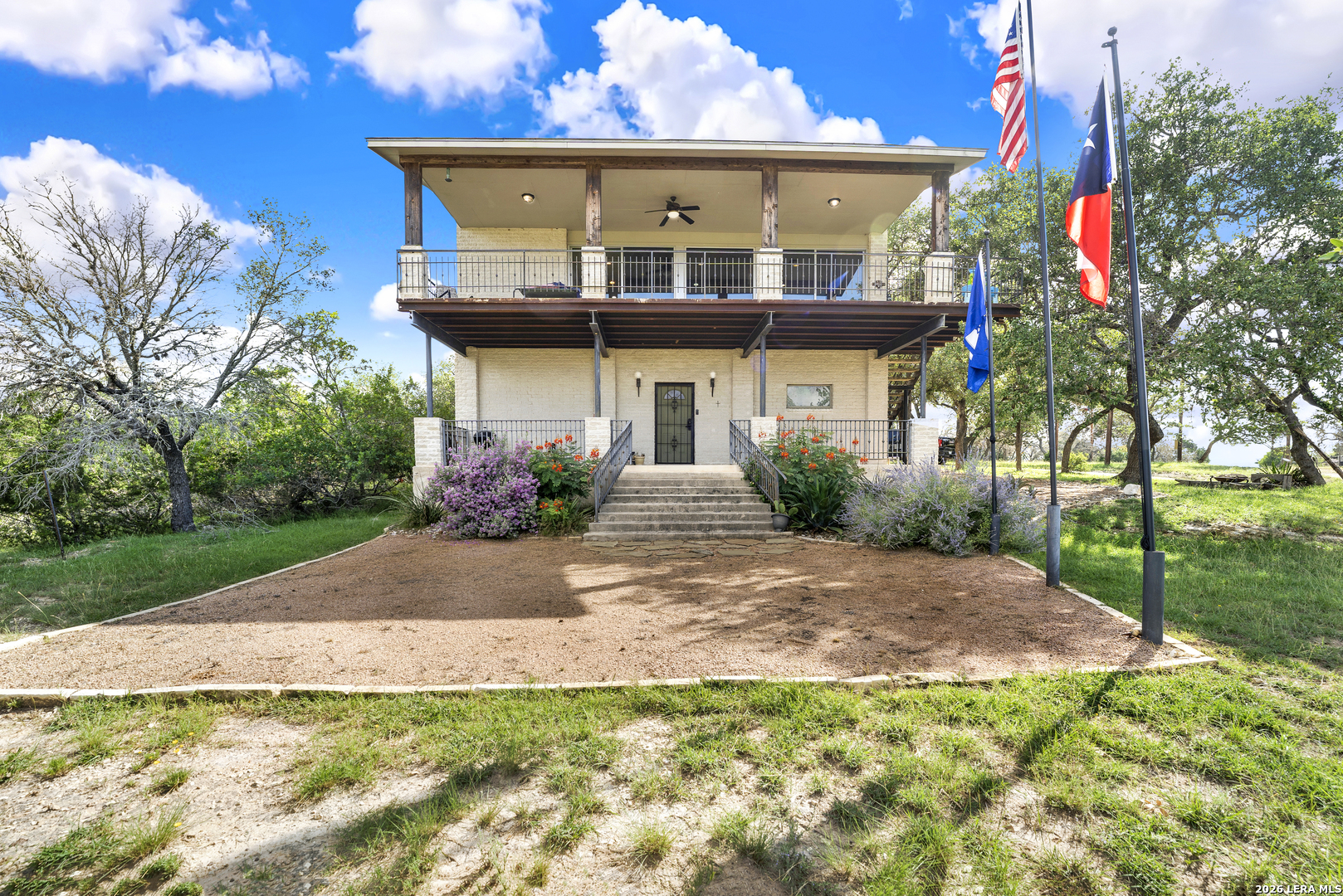 518 Park Bandera TX 78003