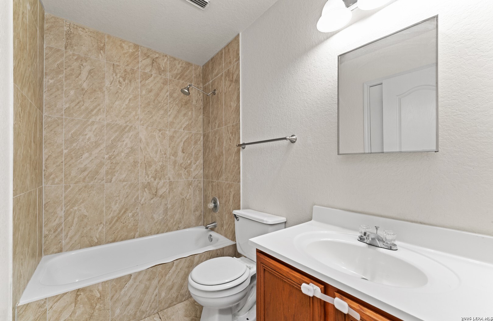 5502 Burton Farm San Antonio TX 78244