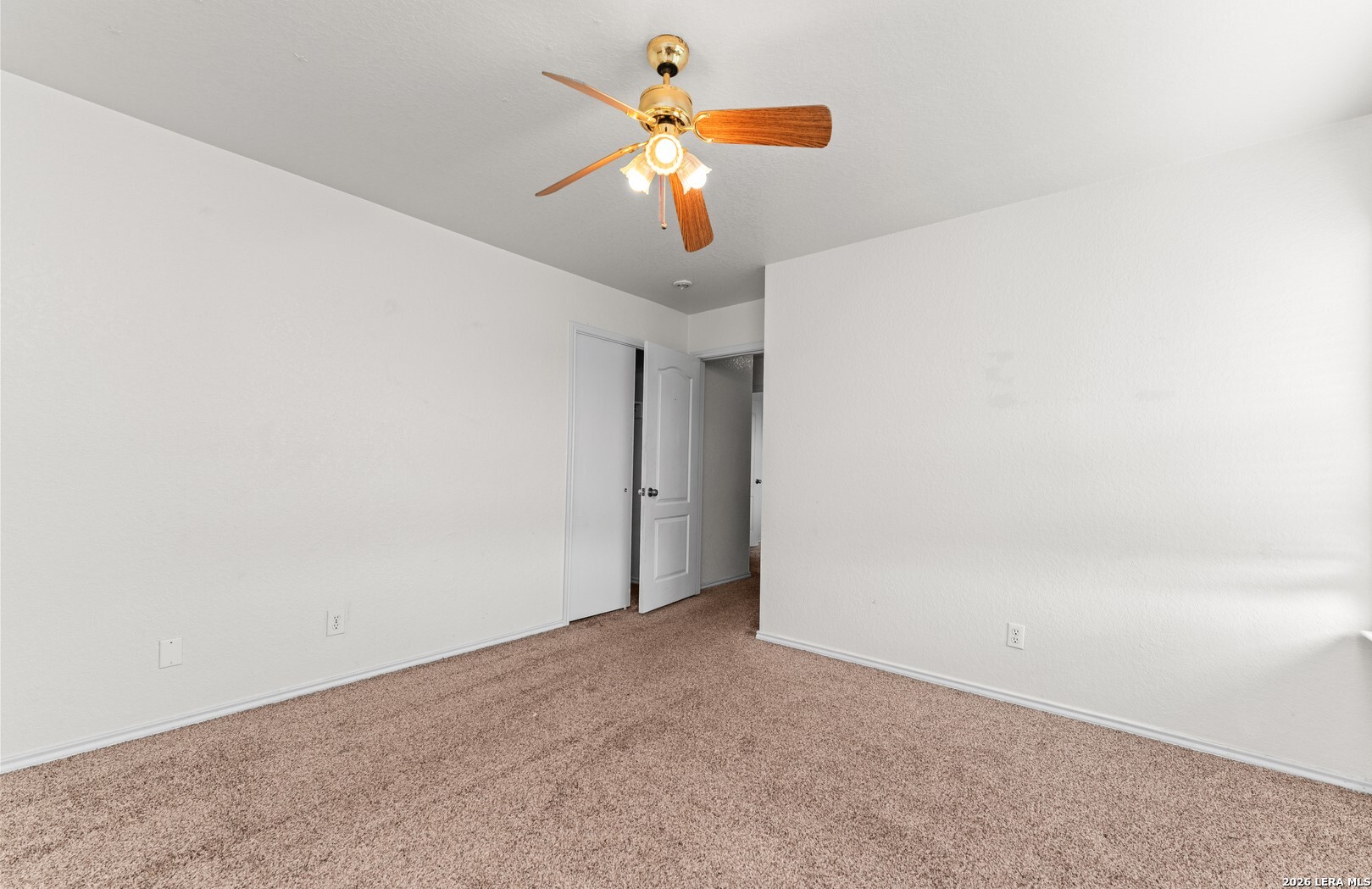 5502 Burton Farm San Antonio TX 78244