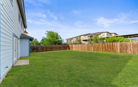 5502 Burton Farm San Antonio TX 78244