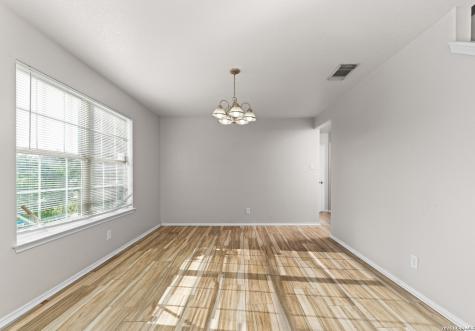 5502 Burton Farm San Antonio TX 78244