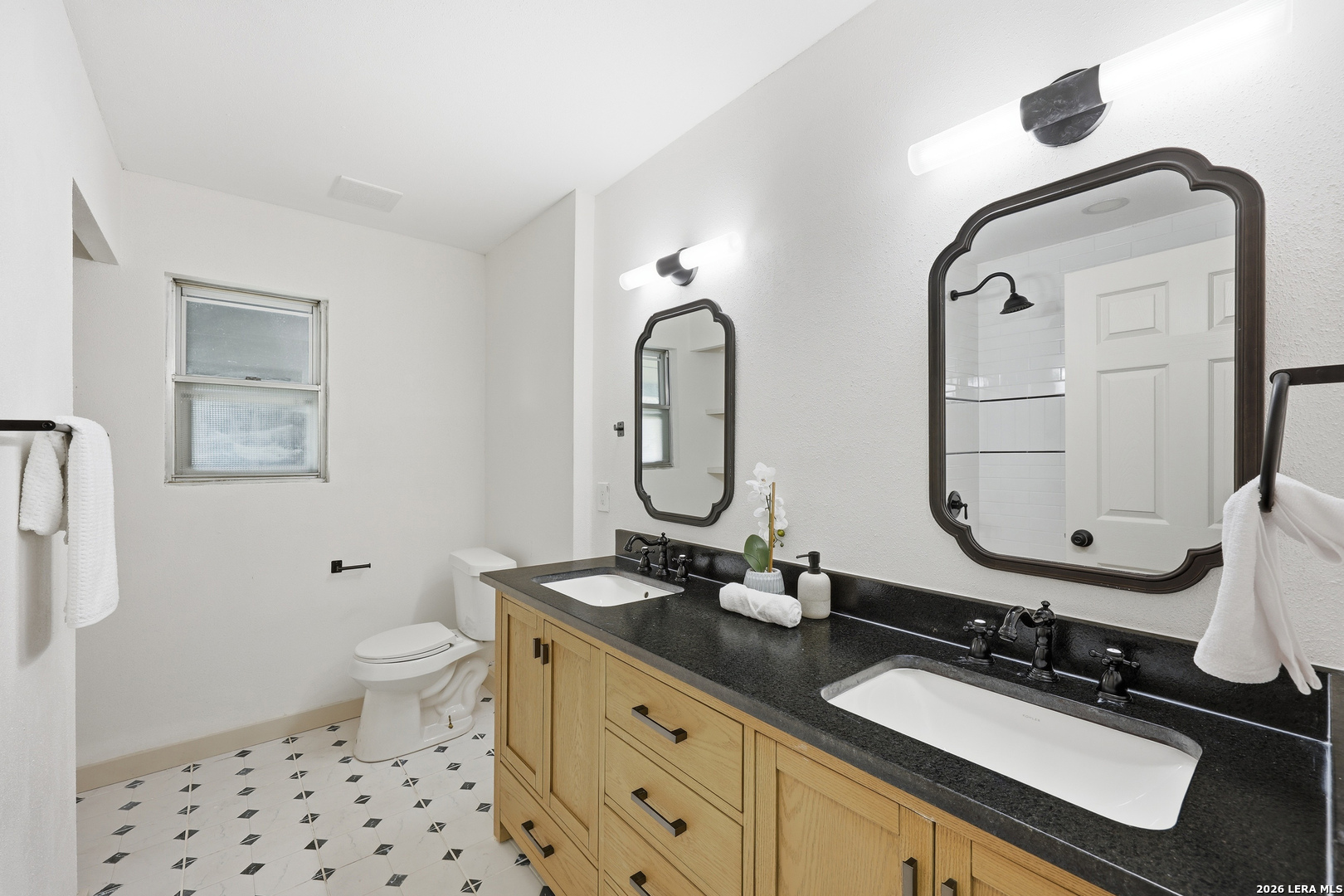 426 Zephyr Drive Windcrest TX 78239