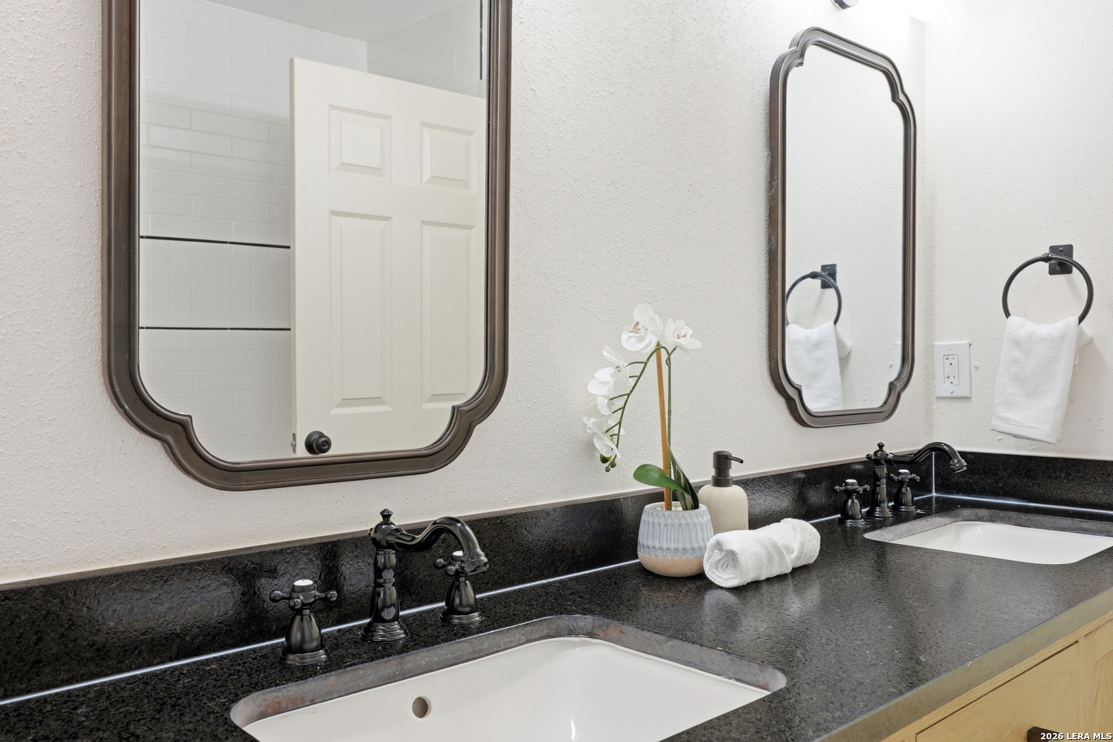 426 Zephyr Drive Windcrest TX 78239