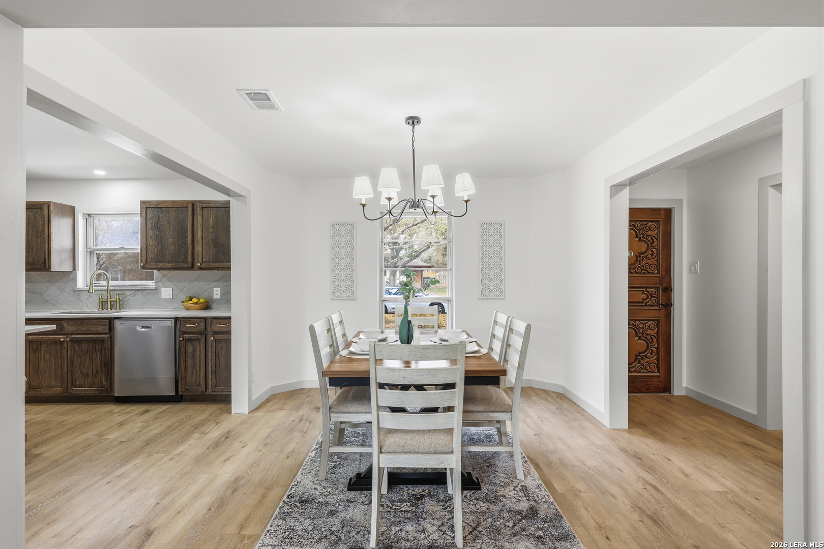 426 Zephyr Drive Windcrest TX 78239