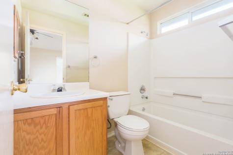 4311 Rogans Harbor San Antonio TX 78244