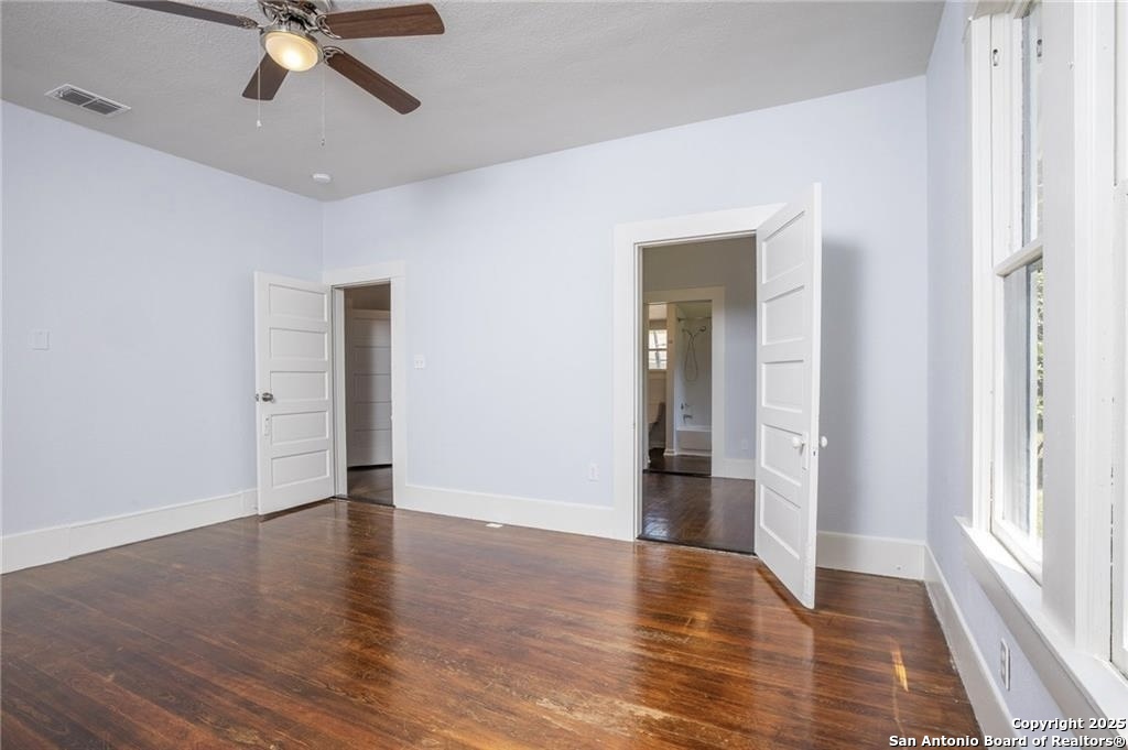 271 S Willow Avenue New Braunfels TX 78130