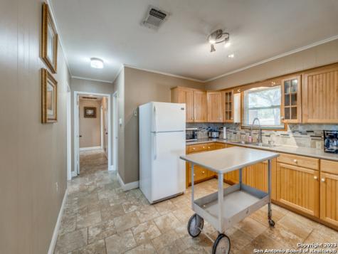 1660 Mciver Canyon Lake TX 78133
