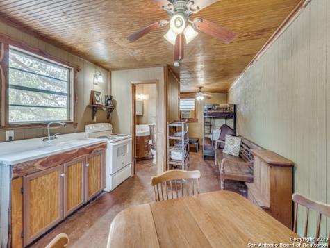 1660 Mciver Canyon Lake TX 78133