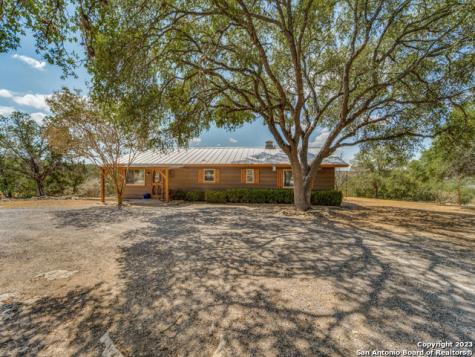 1660 Mciver Canyon Lake TX 78133