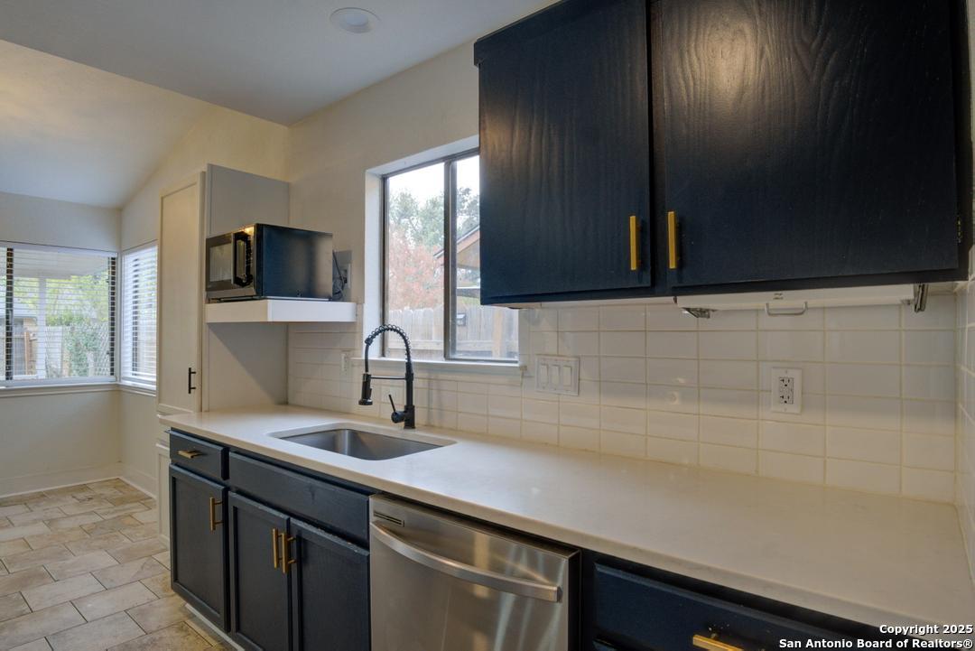 7291 Shadow Ridge San Antonio TX 78250