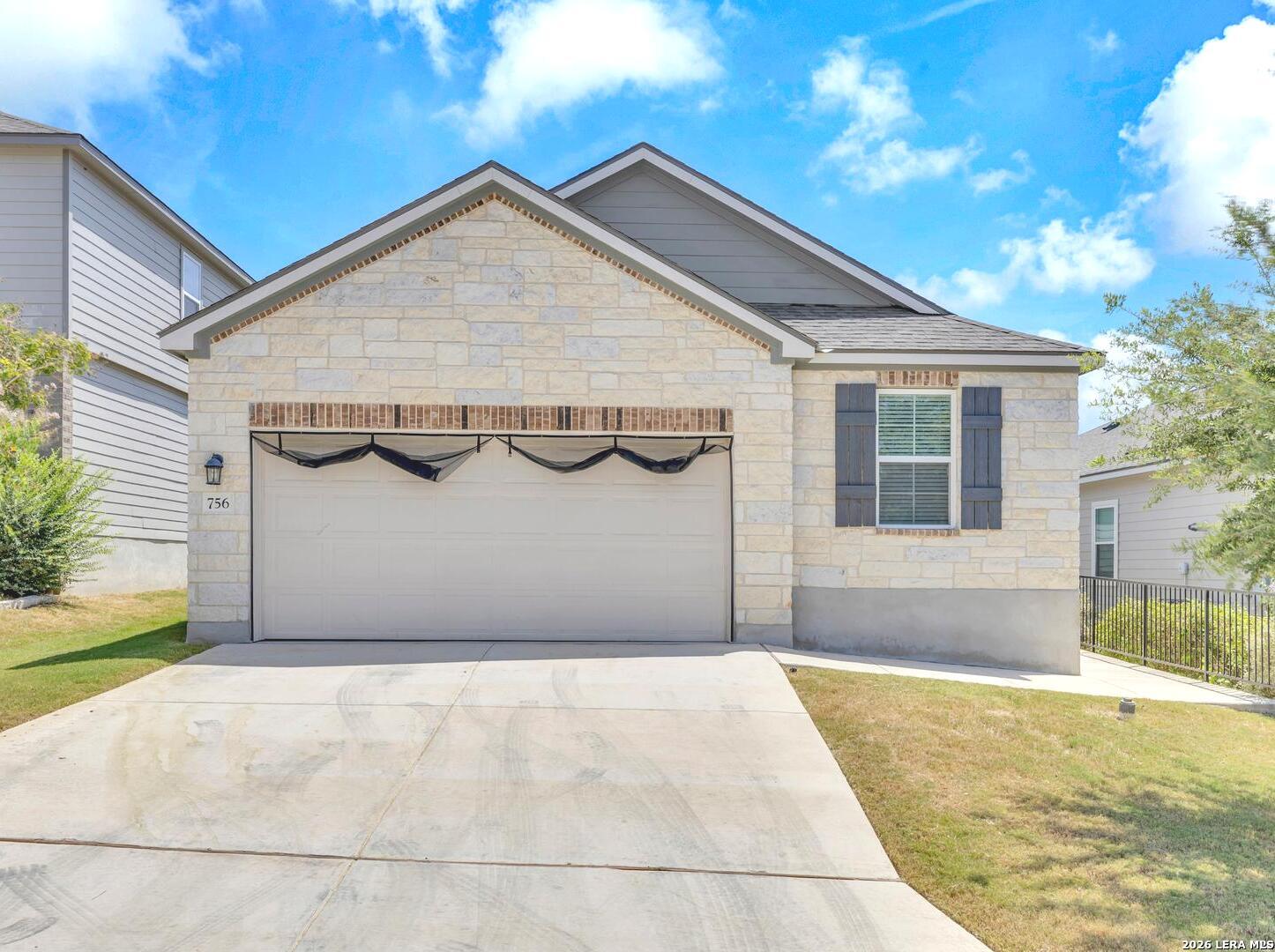 756 Fort Leonard San Antonio TX 78245