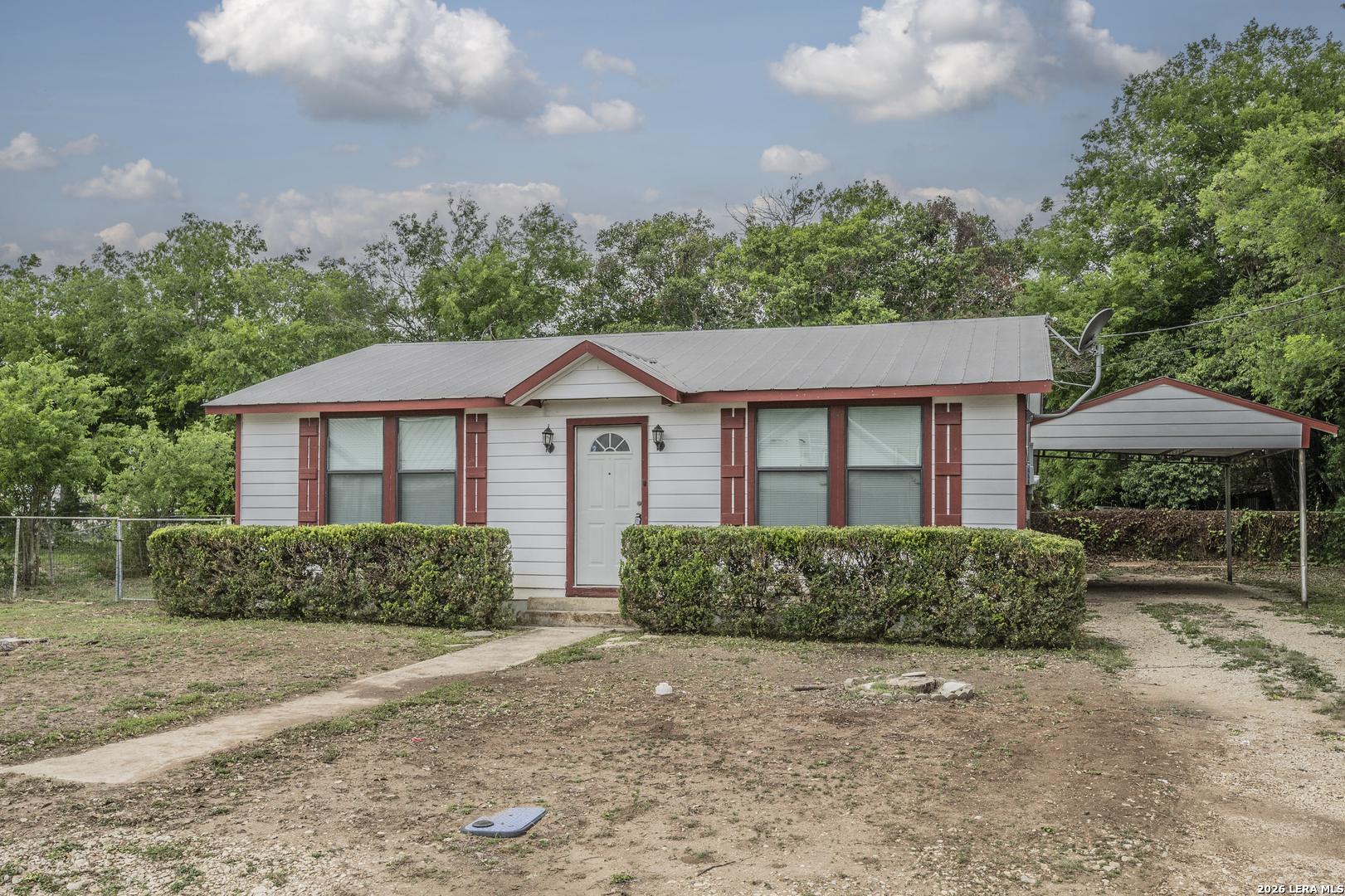 1608 Avenue J Hondo TX 78861