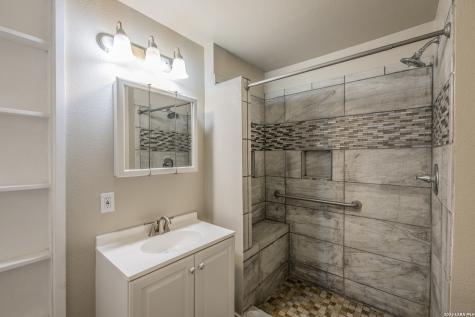 1608 Avenue J Hondo TX 78861