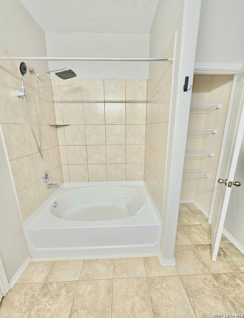 9611 Nueces Canyon San Antonio TX 78251