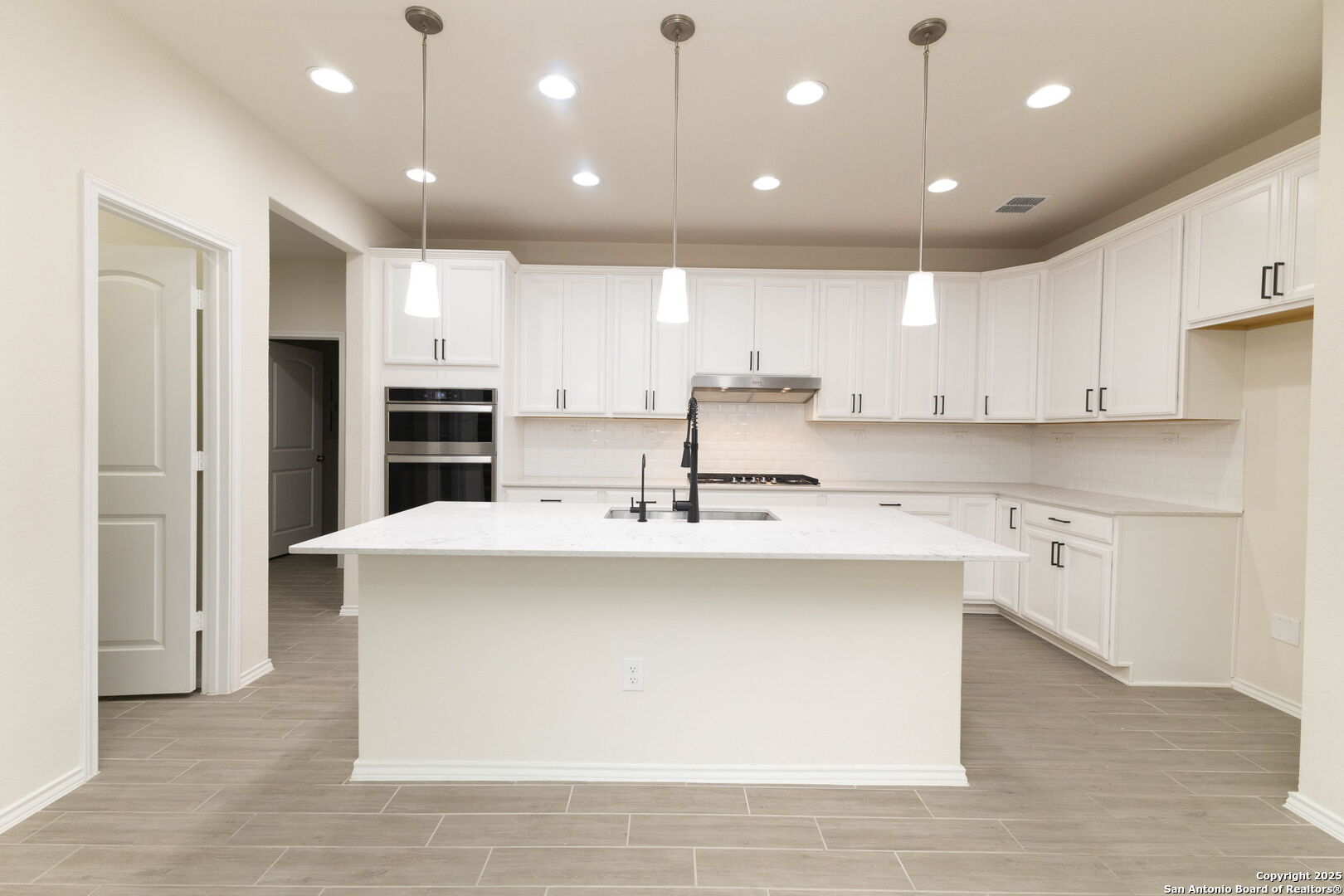 353 Aberdeen Boerne TX 78015