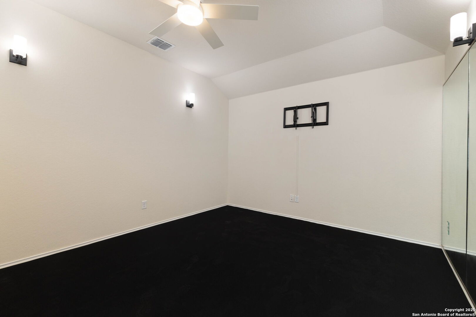 353 Aberdeen Boerne TX 78015