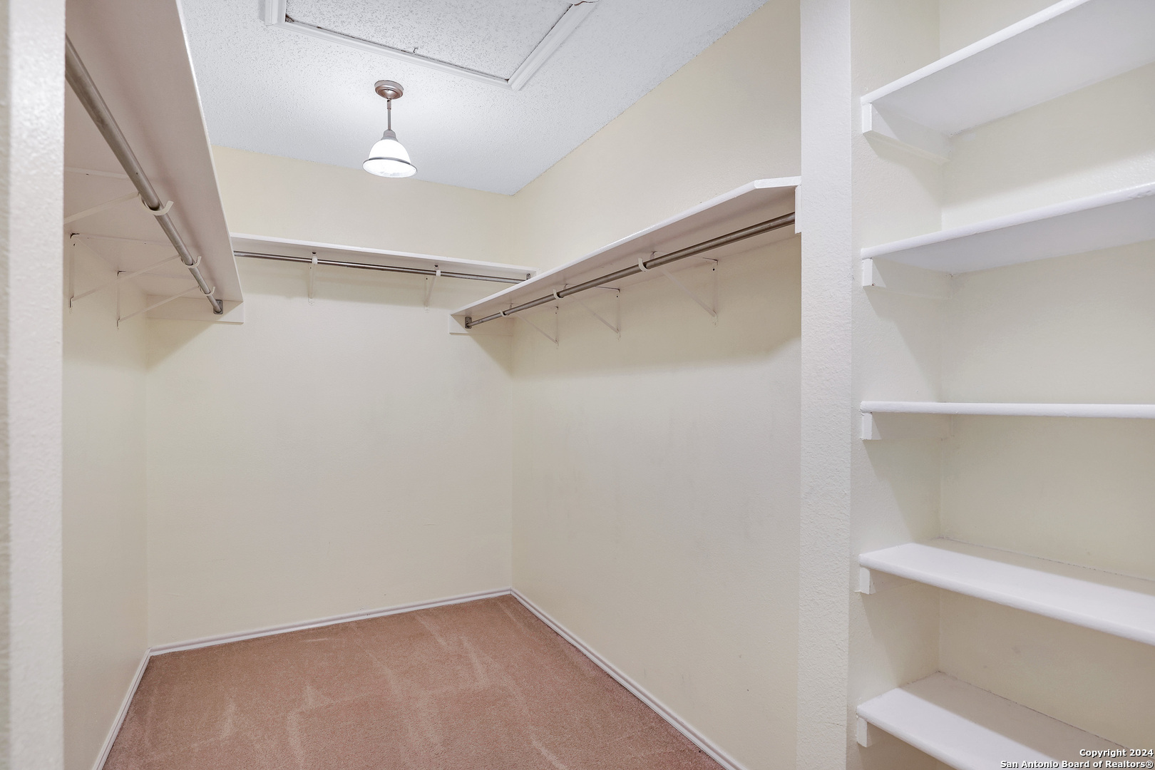 8502 Cottage Park San Antonio TX 78251