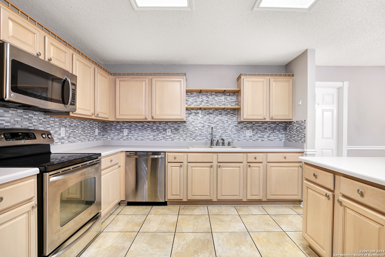 8502 Cottage Park San Antonio TX 78251