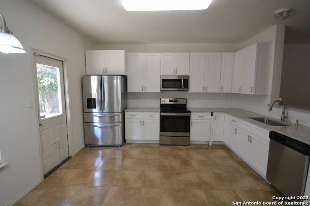 6907 Painter Way San Antonio TX 78240