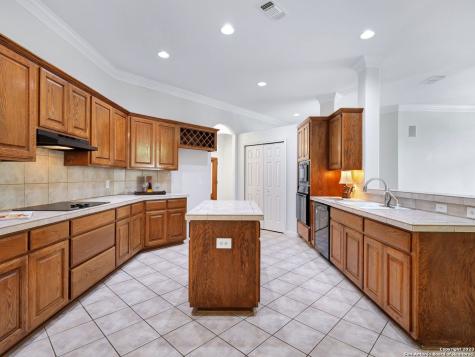26 Silverhorn Drive San Antonio TX 78216