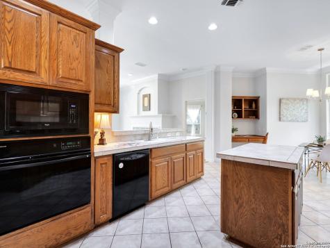 26 Silverhorn Drive San Antonio TX 78216