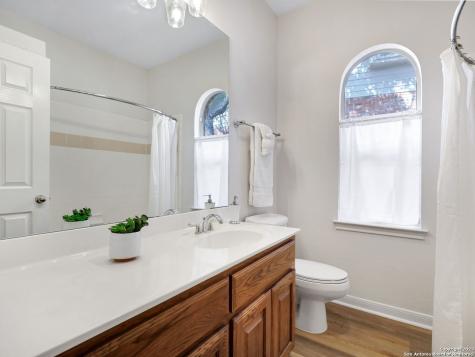 26 Silverhorn Drive San Antonio TX 78216