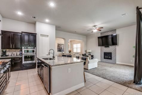 6114 Amber Rose San Antonio TX 78253