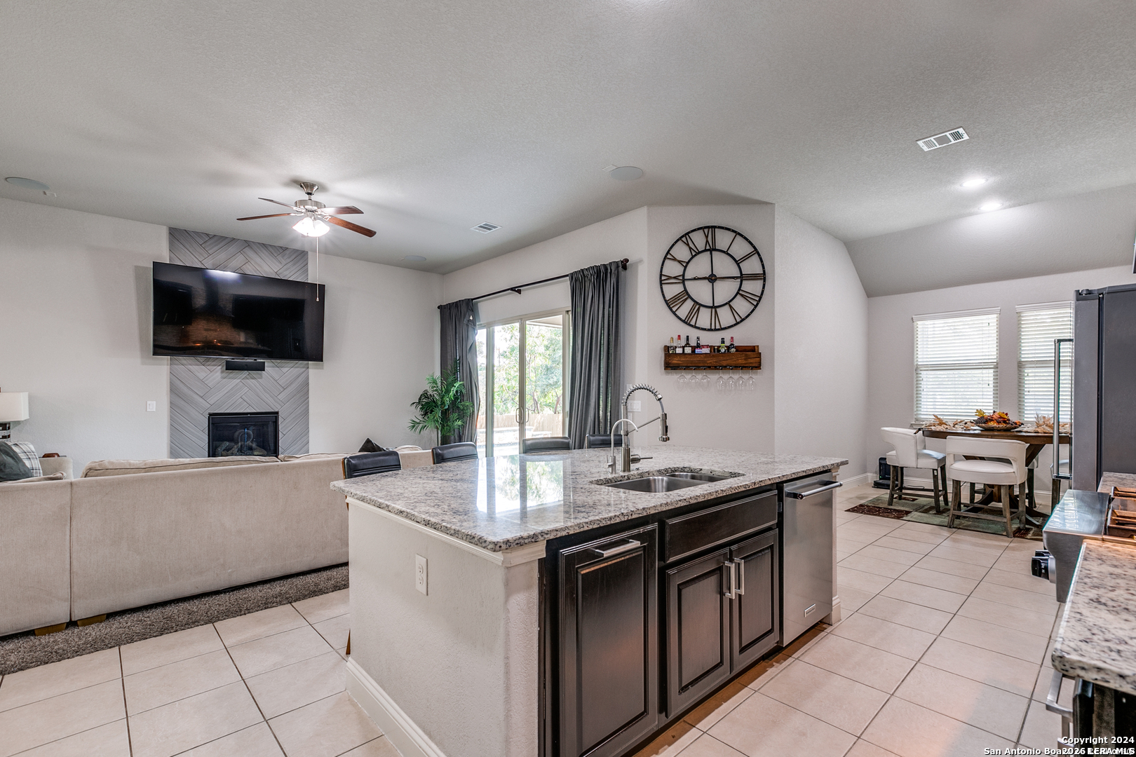 6114 Amber Rose San Antonio TX 78253