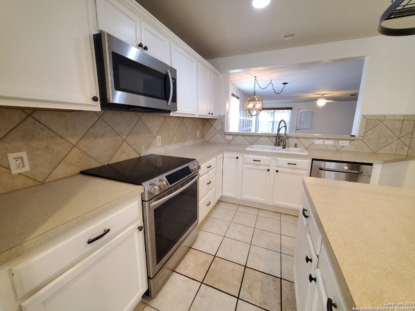 555 Planters Pass Schertz TX 78154