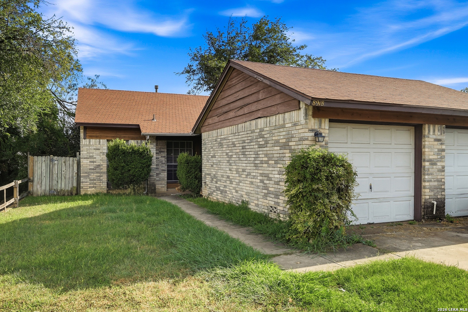 8918 Fall River Drive San Antonio TX 78250