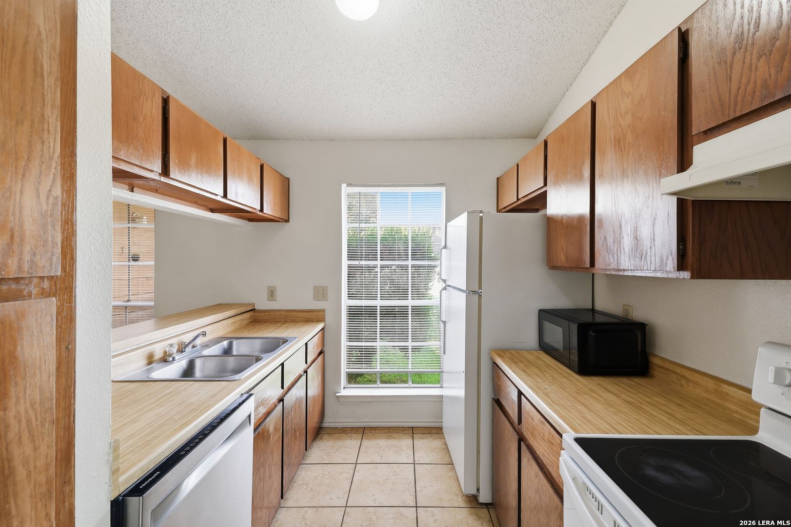 8918 Fall River Drive San Antonio TX 78250
