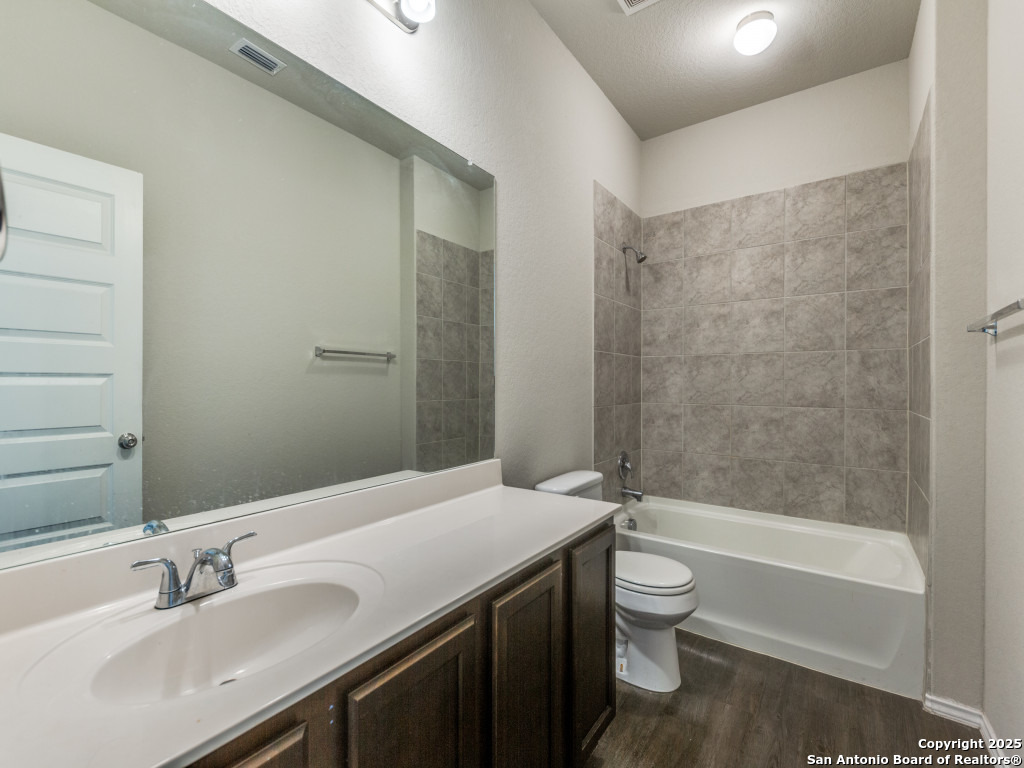 320 Saddle Leaf Cibolo TX 78108